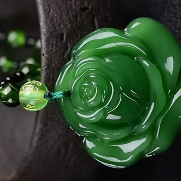 3D JADE CARVED ROSE 24-IN BEAD NECKLACE - Picture 3 of 6